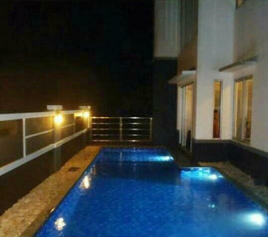 Villa Kaca Tanjung Lesung Exterior photo